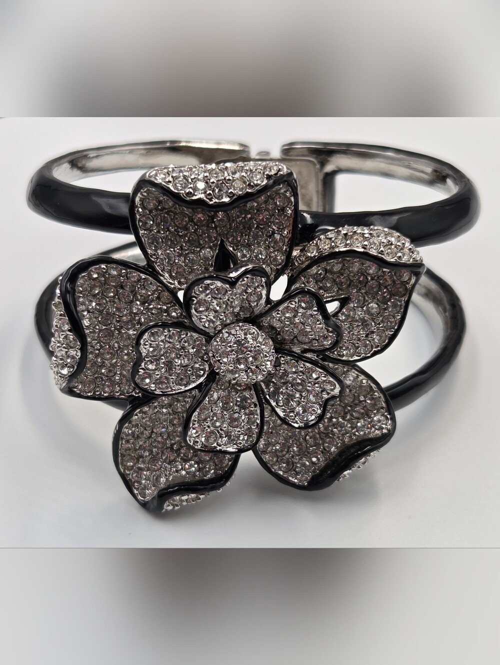 NEW Kenneth Jay Lane  Rhinestones Cuff Bracelet Magnetic Clasp